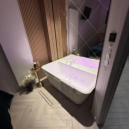 Apartmán Dasto Jacuzzi Old Town